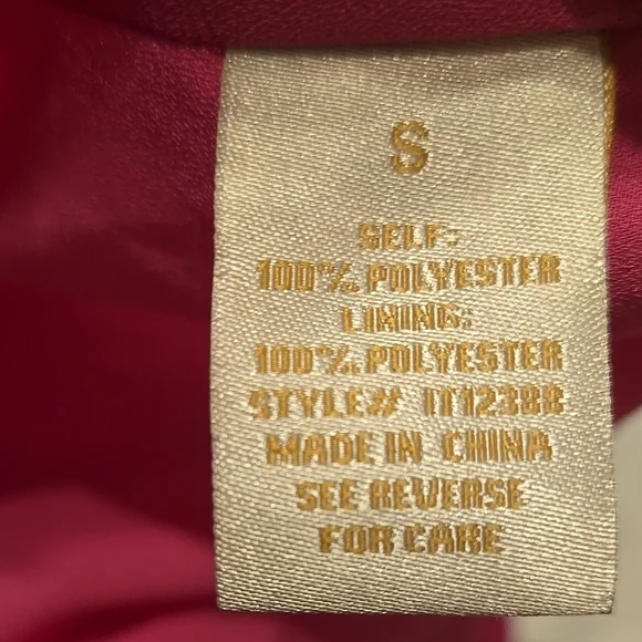 B3. New Flying Tomato Pink Ruffled Women's Top Size Small - Picture 4 of 4